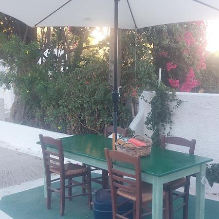 Apartmán Ο Μπαξεσ Livadi  Exteriér fotografie