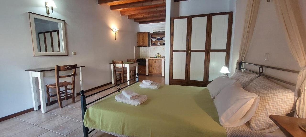 Apartmán Ο Μπαξεσ Livadi  Exteriér fotografie